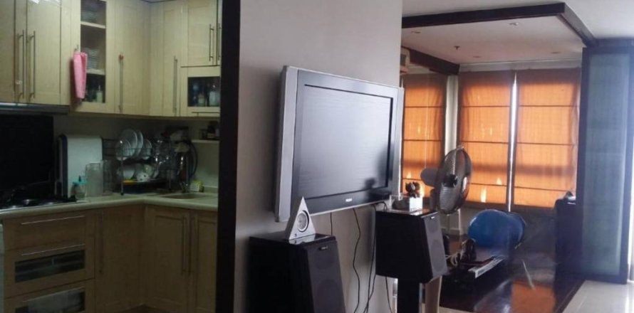 Condo in Bang Kho Laem, Bangkok, Thailand, 2 bedrooms  № 172895