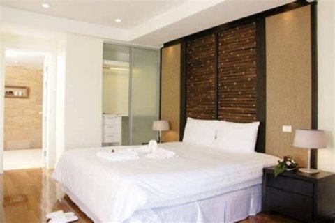 Condo in Phuket, Thailand, 2 bedrooms  № 173186 - photo 6