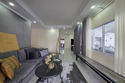 Дом в Паттайе, Таиланд с 3 спальнями  № 146474 - фото 11