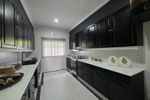 Дом в Паттайе, Таиланд с 3 спальнями  № 146474 - фото 18