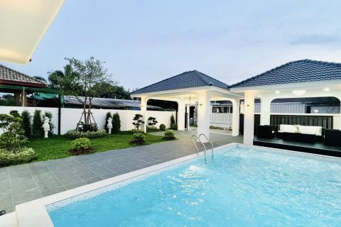 Maison à Pattaya, Thaïlande 3 chambres № 146472 - photo 1