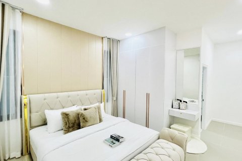 Maison à Pattaya, Thaïlande 3 chambres № 146472 - photo 18