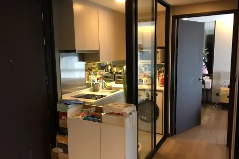 Studio dans le Condo à Watthana, Bangkok, Thaïlande № 137439 - photo 8