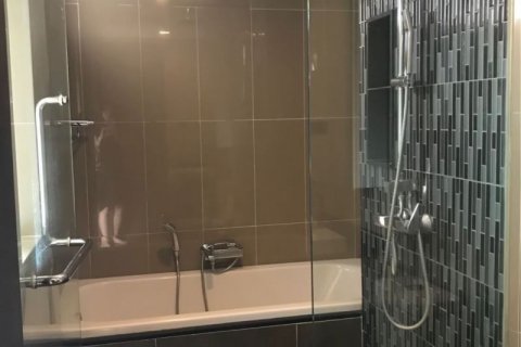 Студия в кондо в Ваттхане, Бангкок, Таиланд № 137439 - фото 2