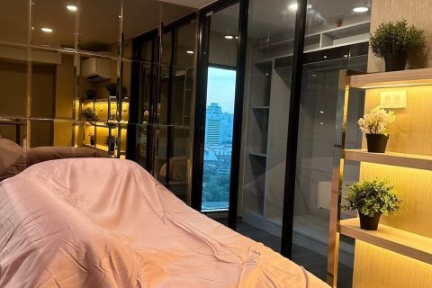 Condo à Din Daeng, Bangkok, Thaïlande, 2 chambres  № 151261 - photo 14
