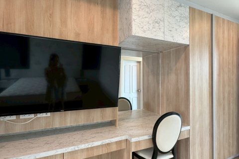 Кондоминиум с 3 спальнями в Самутпракане, Таиланд № 151260 - фото 11