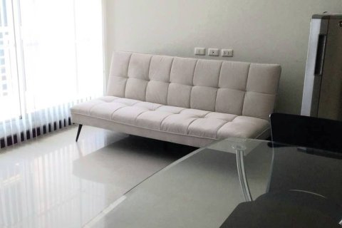 Студия в кондо в Пхая Тая, Бангкок, Таиланд № 151262 - фото 2