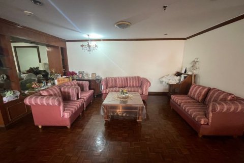 Кондоминиум с 3 спальнями в Ваттхане, Бангкок, Таиланд № 173310 - фото 1