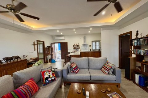 House in Ko Samui, Thailand 4 bedrooms № 164559 - photo 17