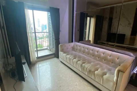 Studio in the Condo in Khlong Toei, Bangkok, Thailand № 164558 - photo 4