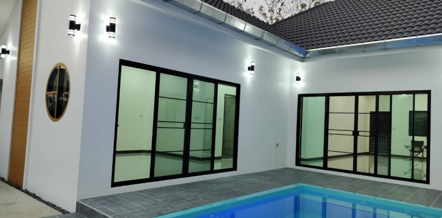 Villa à Chiang Mai, Thaïlande 3 chambres № 157959