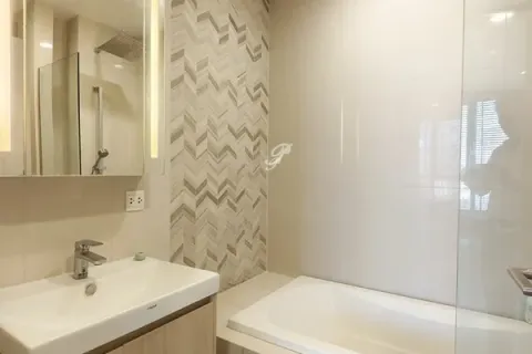 Студия в кондо в Клонг Тоэй, Бангкок, Таиланд № 157961 - фото 5