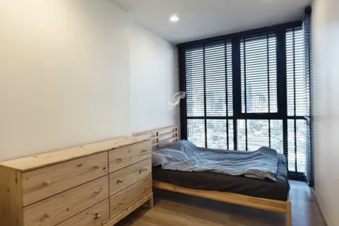 Студия в кондо в Клонг Тоэй, Бангкок, Таиланд № 157961 - фото 3