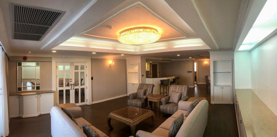 Кондоминиум с 4 спальнями в Бангкоке, Таиланд № 65718