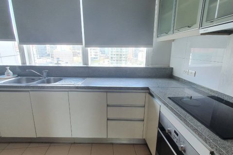 Квартира в Бангкоке, Таиланд с 2 спальнями  № 143425 - фото 2