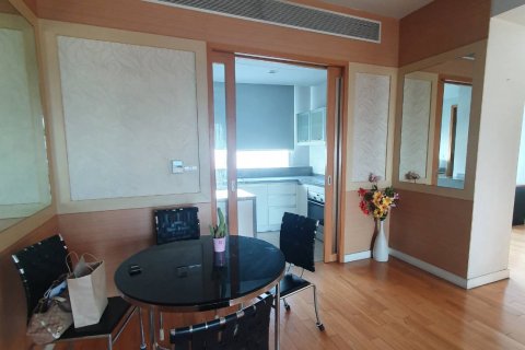 Квартира в Бангкоке, Таиланд с 2 спальнями  № 143425 - фото 3