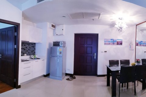 Condo in Bangkok, Thailand, 1 bedroom  № 143426 - photo 5