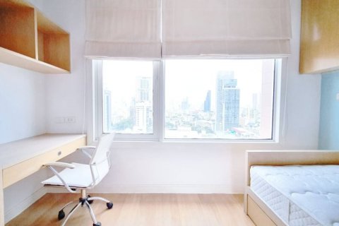 Кондоминиум с 2 спальнями в Бангкоке, Таиланд № 143424 - фото 13