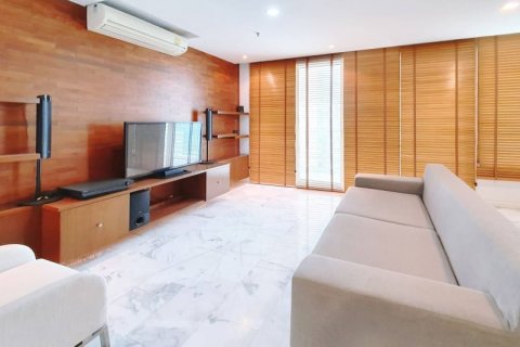 Кондоминиум с 2 спальнями в Бангкоке, Таиланд № 143424 - фото 2