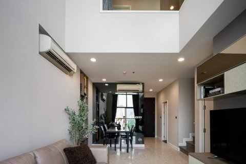 Condo in Bangkok, Thailand, 2 bedrooms  № 180520 - photo 4
