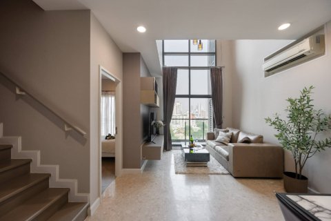 Condo in Bangkok, Thailand, 2 bedrooms  № 180520