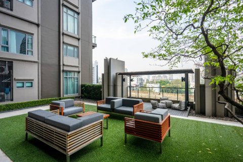 Condo in Bangkok, Thailand, 2 bedrooms  № 180520 - photo 24