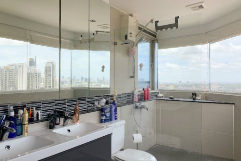 Condo in Bangkok, Thailand, 3 bedrooms  № 180523 - photo 11