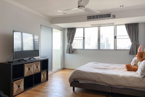 Condo in Bangkok, Thailand, 3 bedrooms  № 180523 - photo 10