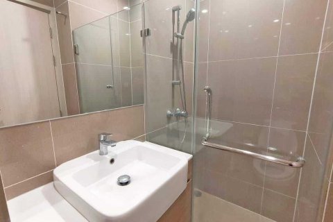 Кондоминиум с 2 спальнями в Хуай Кванге, Бангкок, Таиланд № 172161 - фото 8