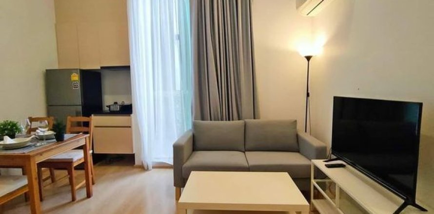 Кондоминиум с 2 спальнями в Хуай Кванге, Бангкок, Таиланд № 172161