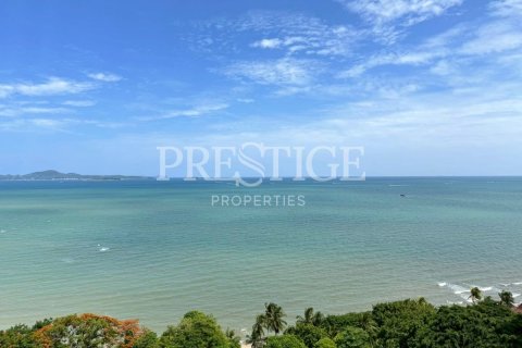 Condo in Pattaya, Thailand, 3 bedrooms № 202380 - photo 27