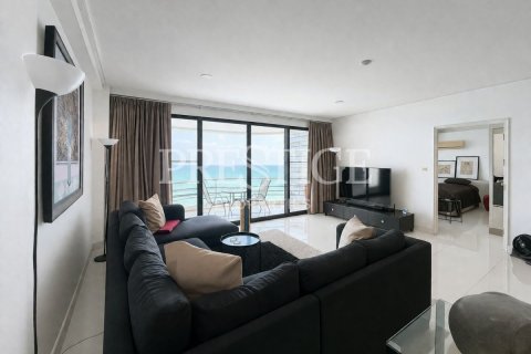 Condo in Pattaya, Thailand, 3 bedrooms № 202380 - photo 2
