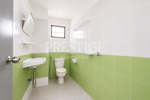 Propriété commerciale à Pattaya, Thaïlande 144 m2 № 202384 - photo 12