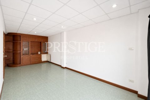 Propriété commerciale à Pattaya, Thaïlande 144 m2 № 202384 - photo 11