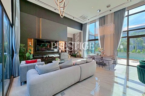 House in Pattaya, Thailand 3 bedrooms № 197557 - photo 6