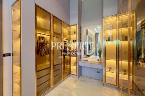 House in Pattaya, Thailand 3 bedrooms № 197557 - photo 17