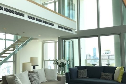 Condo in Bangkok, Thailand, 4 bedrooms  № 180949 - photo 6