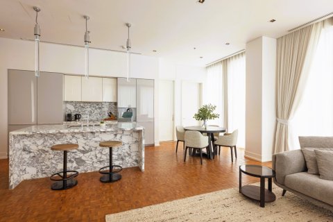Condo in Bangkok, Thailand, 3 bedrooms  № 180950 - photo 5