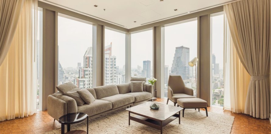 Condo in Bangkok, Thailand, 3 bedrooms  № 180950