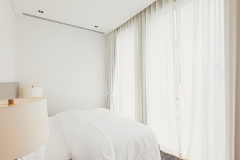 Condo in Bangkok, Thailand, 3 bedrooms  № 180950 - photo 13