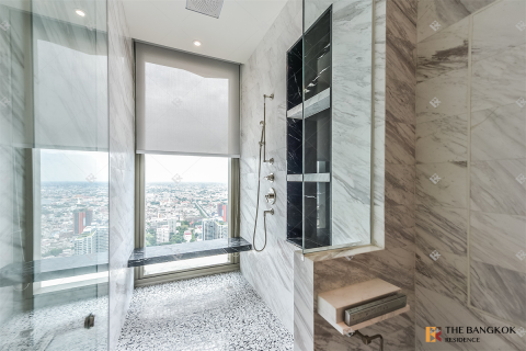Condo in Bangkok, Thailand, 3 bedrooms № 202373 - photo 4