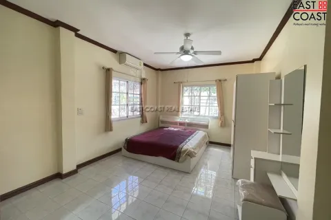 Casa de 3 dormitorios en Pattaya, Tailandia № 212447 - foto 10