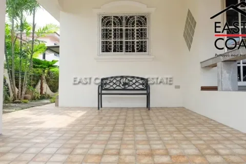 Casa de 3 dormitorios en Pattaya, Tailandia № 212447 - foto 3