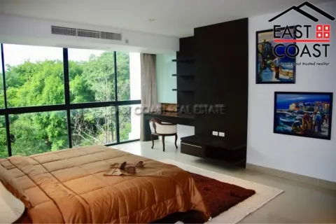 Condominio de 2 dormitorios en Jomtien Beach, Pattaya, Tailandia № 212450 - foto 2