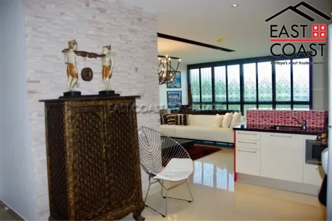 Condominio de 2 dormitorios en Jomtien Beach, Pattaya, Tailandia № 212450 - foto 5