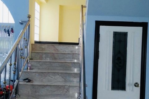 Villa in Hua Hin, Thailand 6 bedrooms № 139928 - photo 14