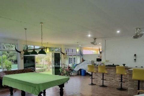 Villa in Hua Hin, Thailand 6 bedrooms № 139928 - photo 3