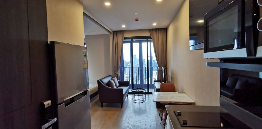 Studio in the Condo in Watthana, Bangkok, Thailand  № 156588