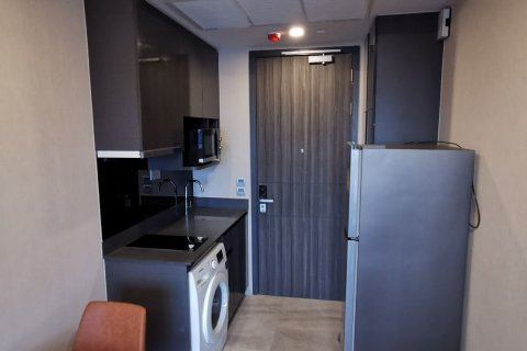 Studio in the Condo in Watthana, Bangkok, Thailand  № 156588 - photo 6