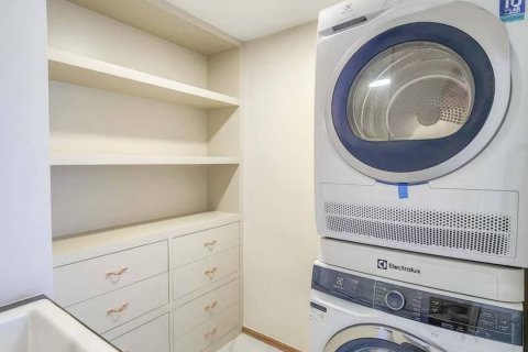 Кондоминиум с 3 спальнями в Бангкоке, Таиланд № 133827 - фото 18